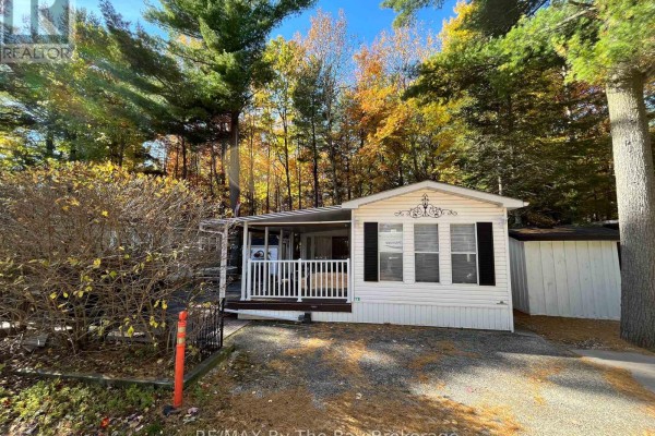 68 - 85 Theme Park Drive, Wasaga Beach, ON, photo 2