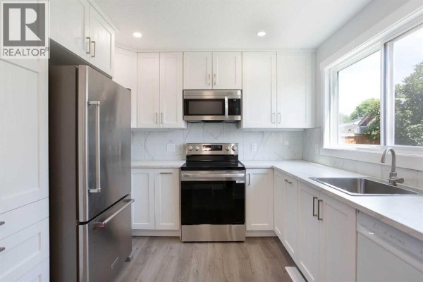 Dining room - 68 Abergale Way Ne, Calgary, AB T2A6H7 Photo 3