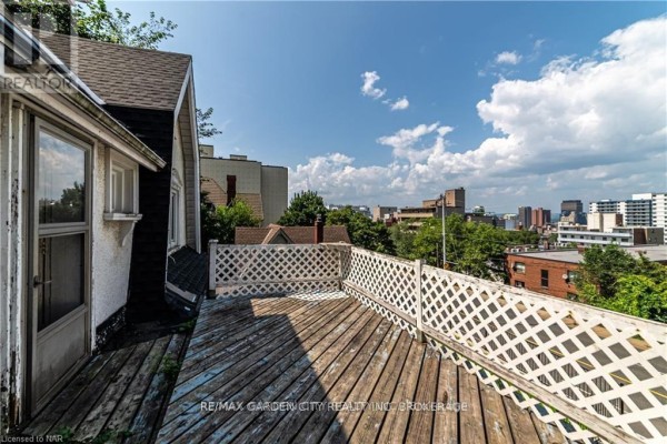 68 Arkledun Avenue, Hamilton, ON, photo 3