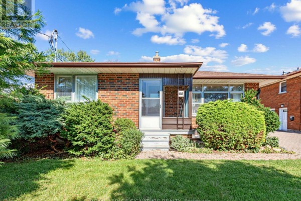 68 Beacham Crescent, Toronto, ON, photo 2