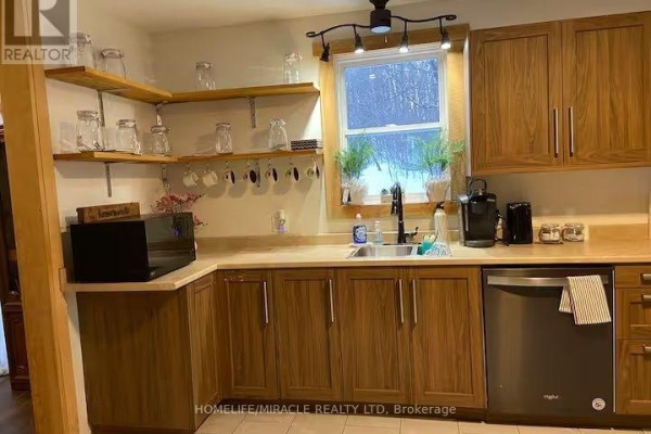 68 Bridge Street W, Bancroft, ON, photo 3