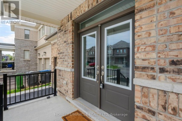 68 Circus Crescent, Brampton, ON, photo 3