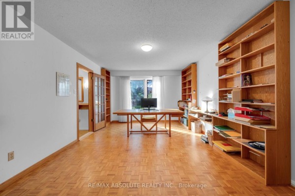 Bedroom 2 - 68 Country Club Drive, Ottawa, ON K1V9Y7 Photo 5