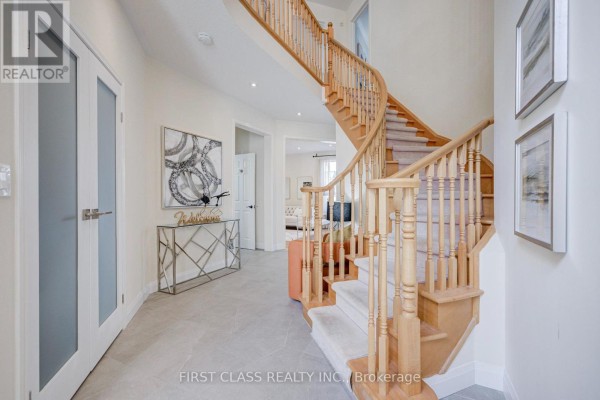 68 Drawbridge Drive, Markham, ON L6C2G8 Photo 4