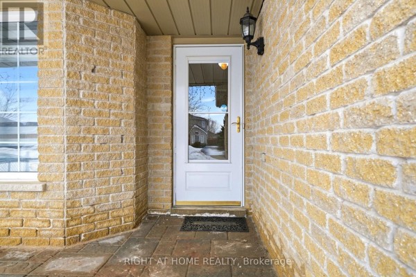 Family room - 68 Kraus Road, Barrie, ON L4N0N5 Photo 5