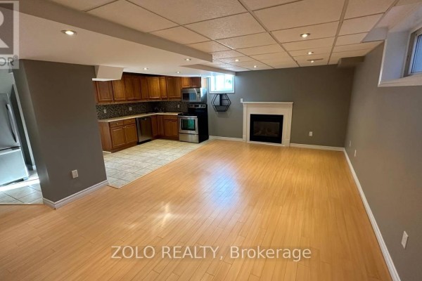 Living room - 68 Milligan Street E, Bradford West Gwillimbury, ON L3Z0A5 Photo 2