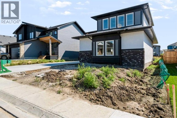 68 North Bridges Court, Langdon, AB, photo 2