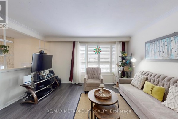 68 Paulvale Crescent, Toronto, ON M3J1K5 Photo 4