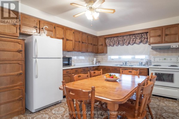 Den - 68 Ridley Drive, Hamilton, ON L8W1J2 Photo 4