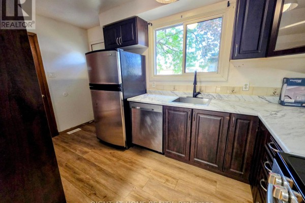 Dining room - 68 Riverdale Drive, Hamilton, ON L8E1K3 Photo 4
