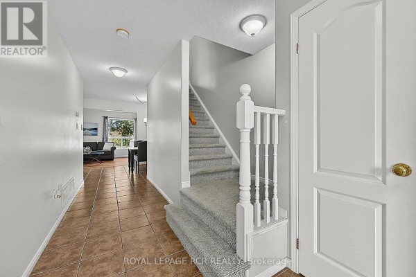 Partial bathroom - 68 Shephard Avenue, New Tecumseth, ON L9R2G3 Photo 4