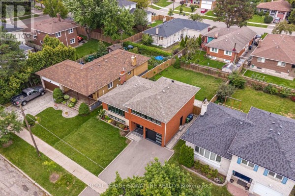 68 Stapleton Drive, Toronto, ON, photo 3