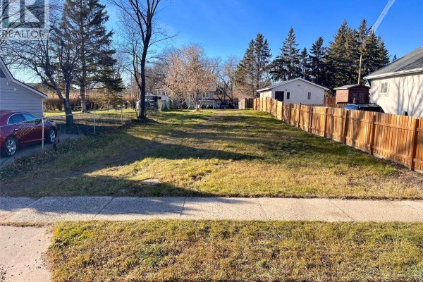 68 Victoria Avenue, Yorkton, SK S3N1S8 Photo 4