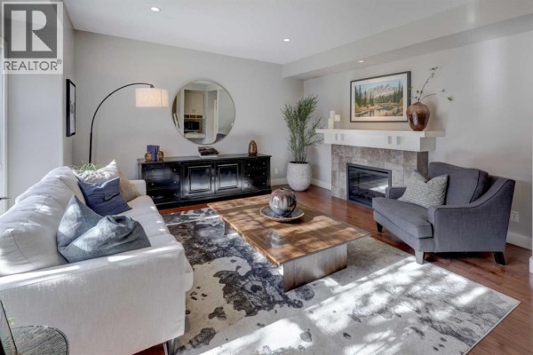 Living room - 68 Victoria Cross Boulevard Sw, Calgary, AB T3E7V2 Photo 5