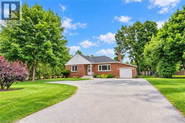 Residential for rent at 68 Wilson Street E, Ancaster, ON - MLS® Jo73ck