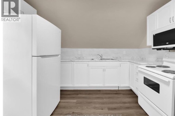 680 Lincoln Unit# Main Unit, Windsor, ON, photo 3