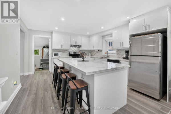 680 Ontario Street, Midland, ON L4R1A4 Photo 2