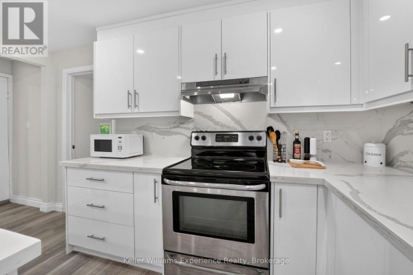680 Ontario Street, Midland, ON L4R1A4 Photo 5