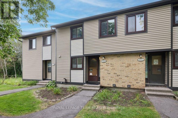 6801 Bilberry Drive, Ottawa, ON, photo 2