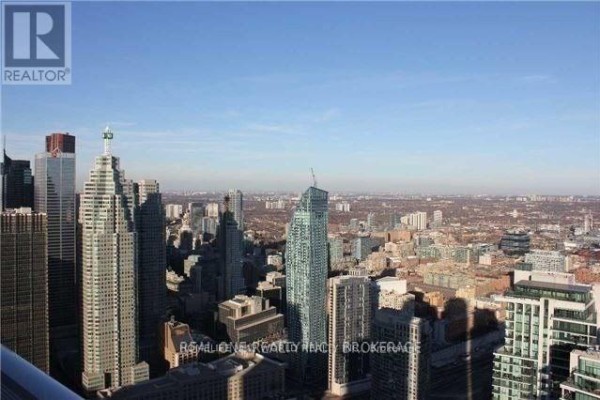 6806 - 88 Harbour Street, Toronto, ON, photo 3