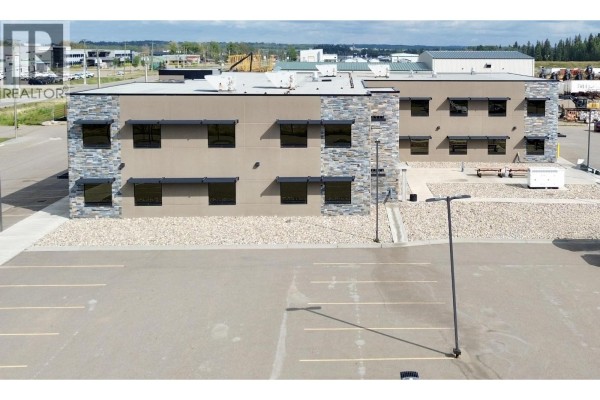 6807 100 Avenue, Fort St  John, BC, photo 2