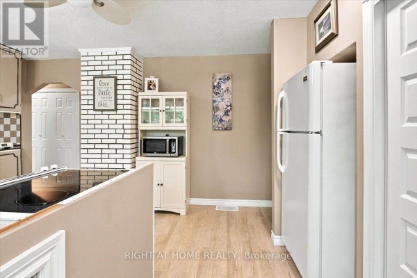 Bedroom 3 - 681 Morrison Road, Stirling Rawdon, ON K0K2M0 Photo 5