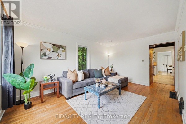 6811 Flewellyn Road, Ottawa, ON K2S1B6 Photo 4