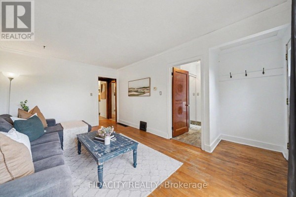 6811 Flewellyn Road, Ottawa, ON K2S1B6 Photo 5