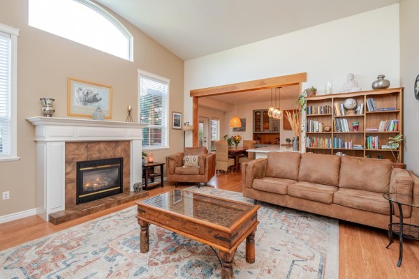 Primary Bedroom - 6820 Sheffield Way, Sardis East Vedder, Chilliwack, BC V2R5T1 Photo 4