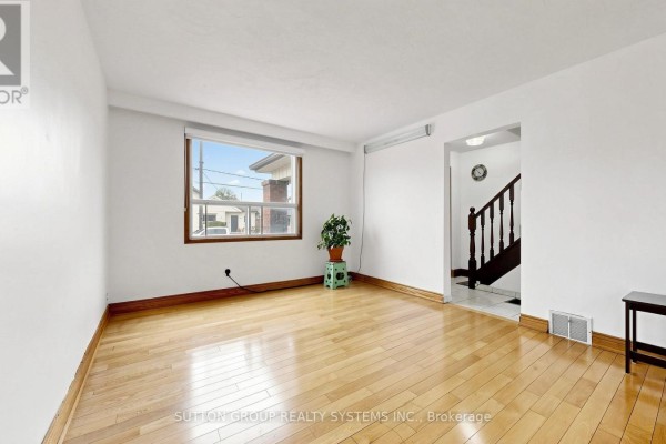 Primary Bedroom - 683 Old Weston Road, Toronto, ON M6N3B6 Photo 4