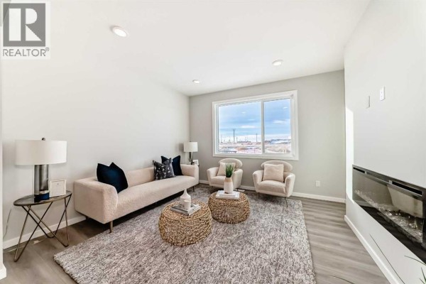 4pc Bathroom - 684 Savanna Drive Ne, Calgary, AB T3J5P8 Photo 4