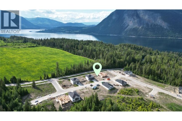6851 42 Street Ne, Salmon Arm, BC V0E1K0 Photo 4