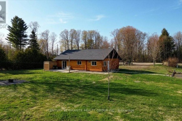 Primary Bedroom - 6859 Hwy 620 Highway, Wollaston, ON K0L1P0 Photo 5