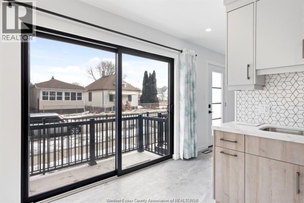 3pc Bathroom - 687 Assumption Street, Windsor, ON N8A3B5 Photo 4