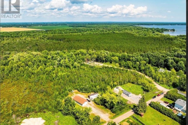 687 Lac Deux Milles, Sturgeon Falls, ON P2B2X3 Photo 4