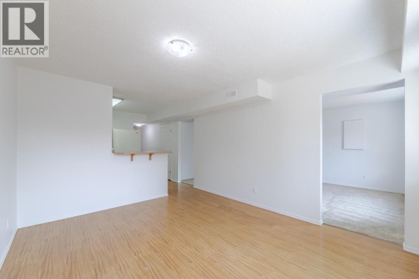 Dining room - 688 Latimer Street Unit# 102, Penticton, BC V2A5R6 Photo 5