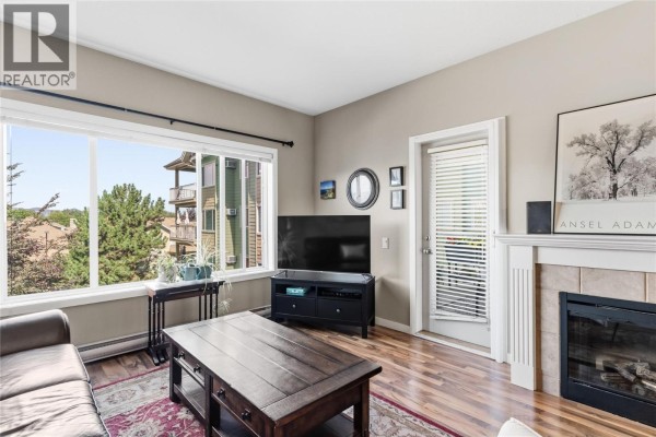 3pc Ensuite bath - 688 Lequime Road Unit# 301, Kelowna, BC V1W1A4 Photo 5