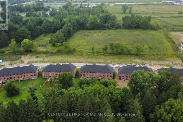 Great room - 6882 Heathwoods Avenue, London South, ON N6P1H3 Photo 4
