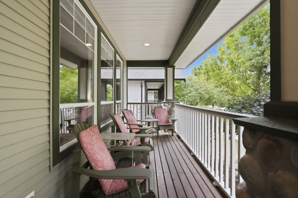 6888 189th Street, Surrey, BC V4N5K1 Photo 4