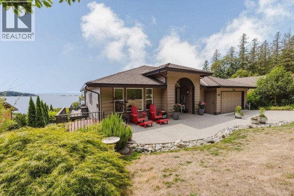 6889 Island View Road, Sechelt, BC V7Z0T2 Photo 2