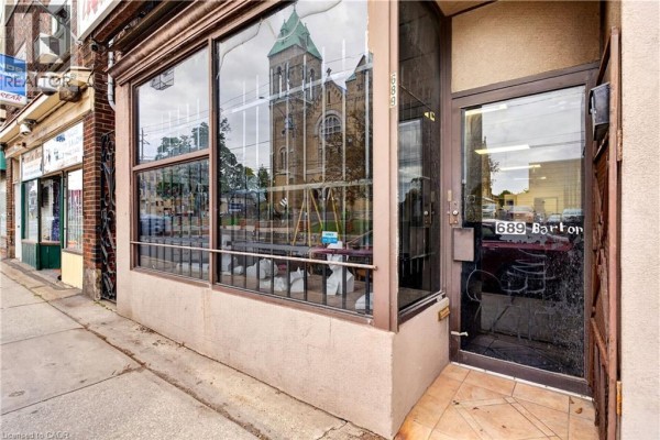 689 E Barton Street E, Hamilton, ON L8L3A5 Photo 4