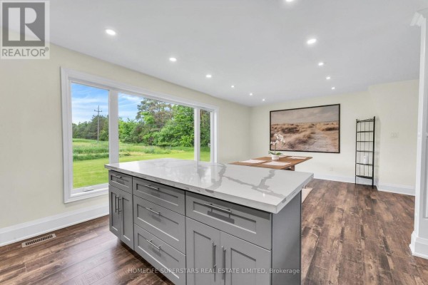 Kitchen - 689 Northline Road, Kawartha Lakes, ON K0N1M0 Photo 5