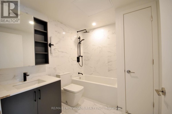 516 - 689 The Queensway Drive, Toronto, ON M8Y1L1 Photo 5