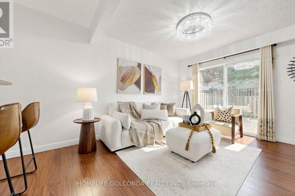Kitchen - 69 - 1290 Bridletowne Circle, Toronto, ON M1W2V4 Photo 3
