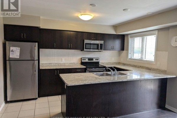 69 - 2441 Greenwich Drive, Oakville, ON L6M0S4 Photo 2