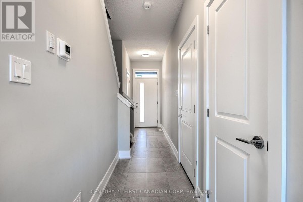 69 - 601 Lions Park Drive, Strathroy Caradoc, ON N0L1W0 Photo 4