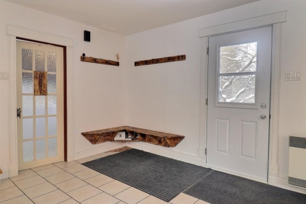 Living room - 69 Ch. De Blue Sea, Gracefield, QC J0X1W0 Photo 5