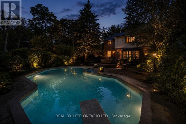69 Chaplin Crescent, Toronto, ON, photo 3