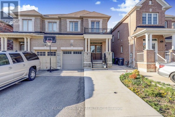 69 Clearfield Drive, Brampton, ON, photo 2