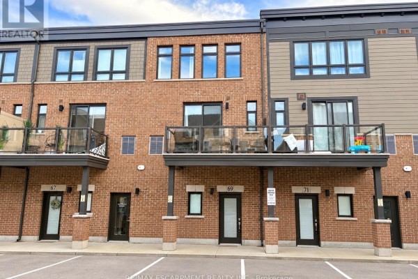 69 Esplanade Lane, Grimsby, ON, photo 2